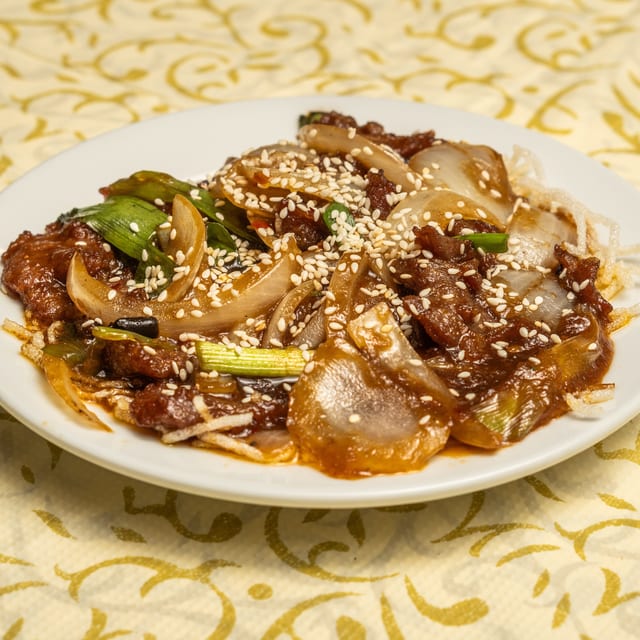 蒙古牛 Mongolian Beef.