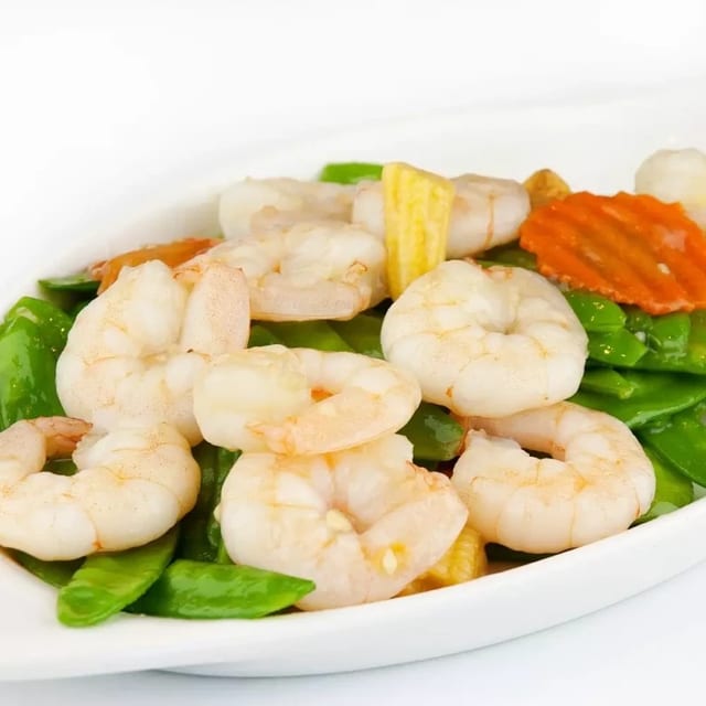 雪豆蝦 Prawns with Snow Peas.