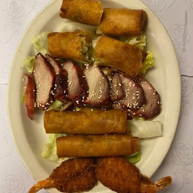 四熱拼 Assorted Appetizers.