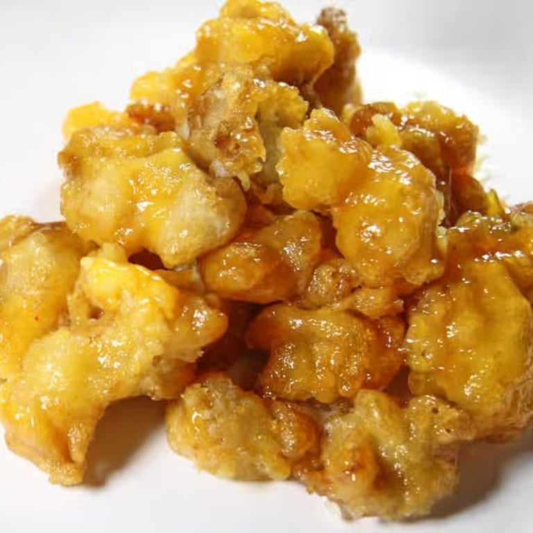 Delicious Lemon Chicken Dish