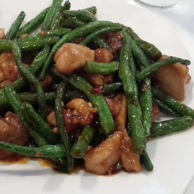 干豆雞 String Bean Chicken.